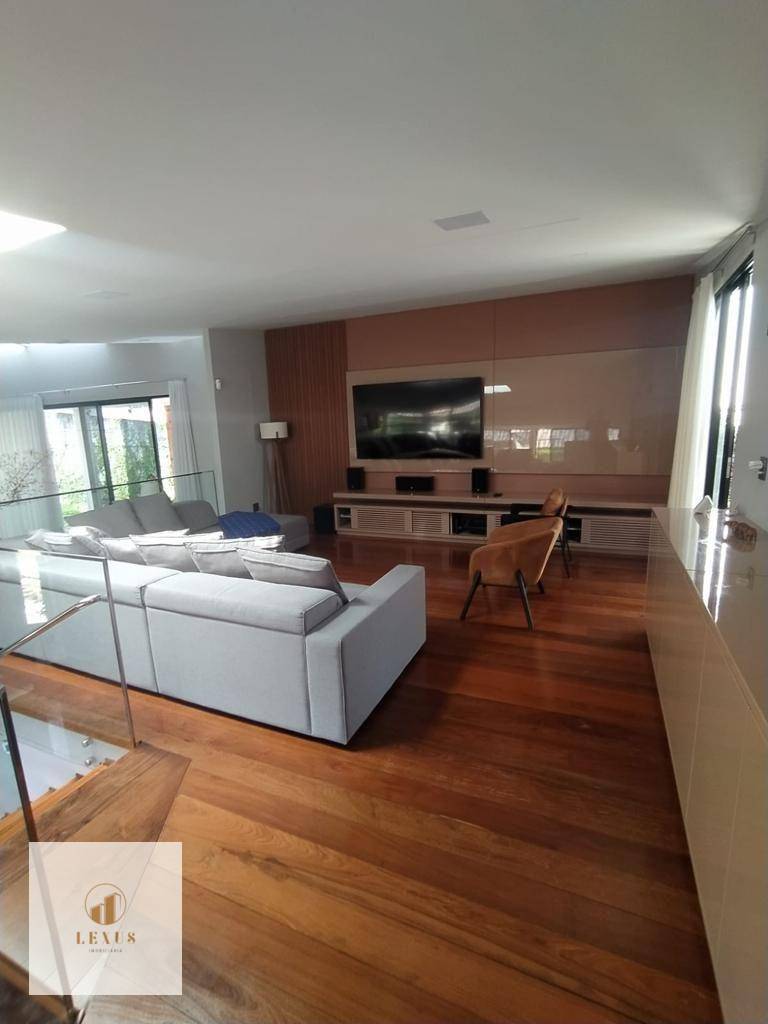 Casa à venda com 3 quartos, 530m² - Foto 13