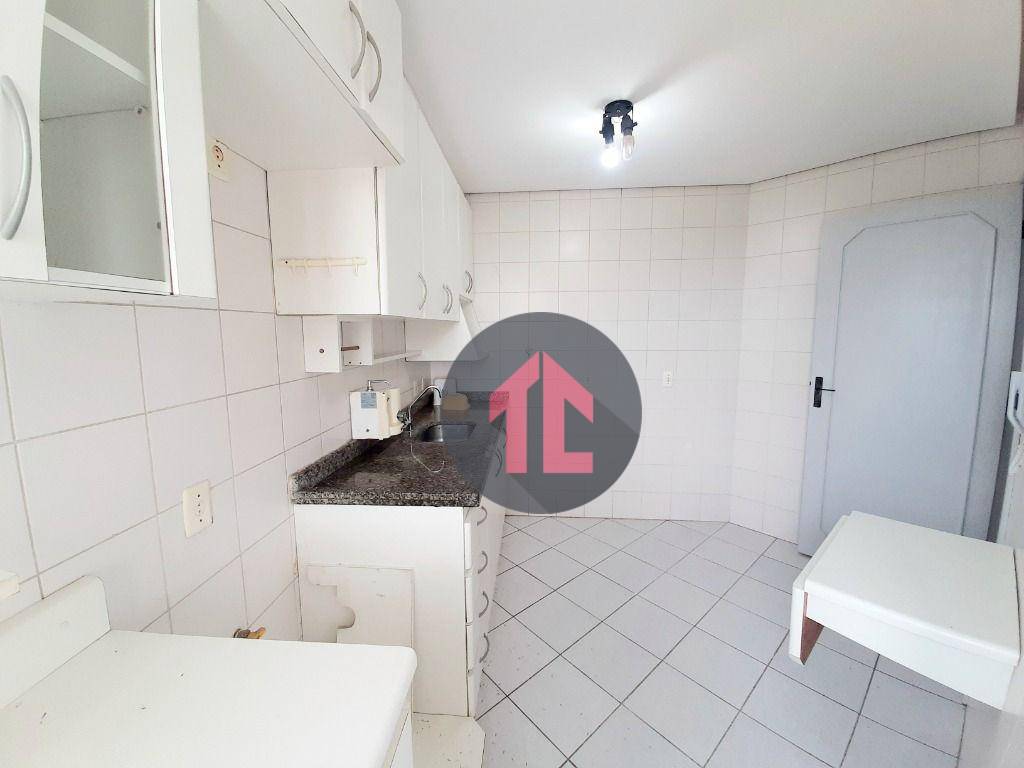 Apartamento à venda com 2 quartos, 68m² - Foto 13