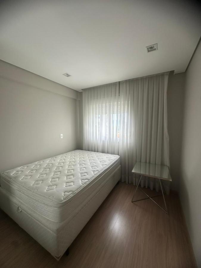 Apartamento para alugar com 2 quartos, 96m² - Foto 23