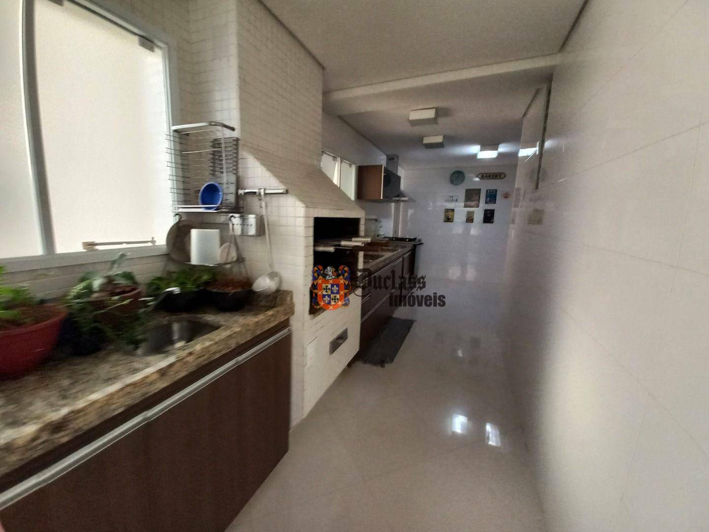 Apartamento à venda com 3 quartos, 150m² - Foto 19