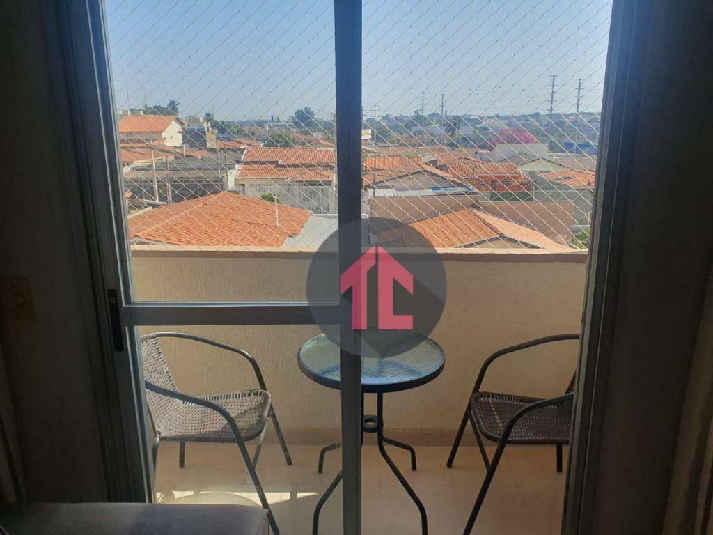 Apartamento à venda com 2 quartos, 60m² - Foto 4