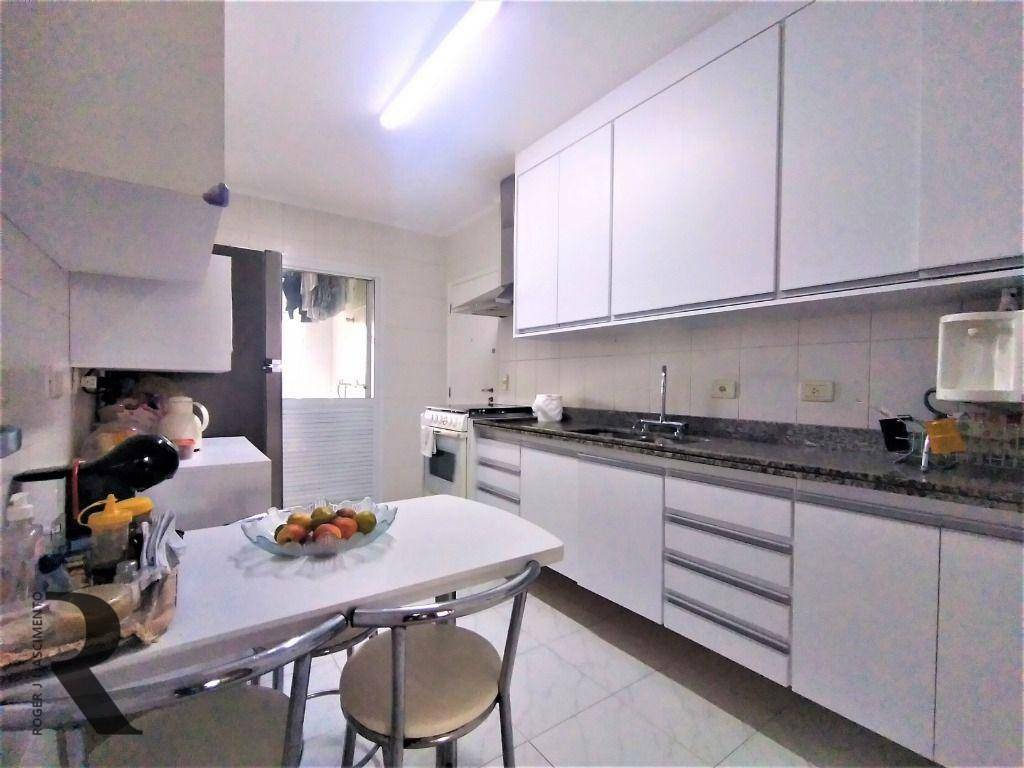 Apartamento à venda com 3 quartos, 120m² - Foto 23