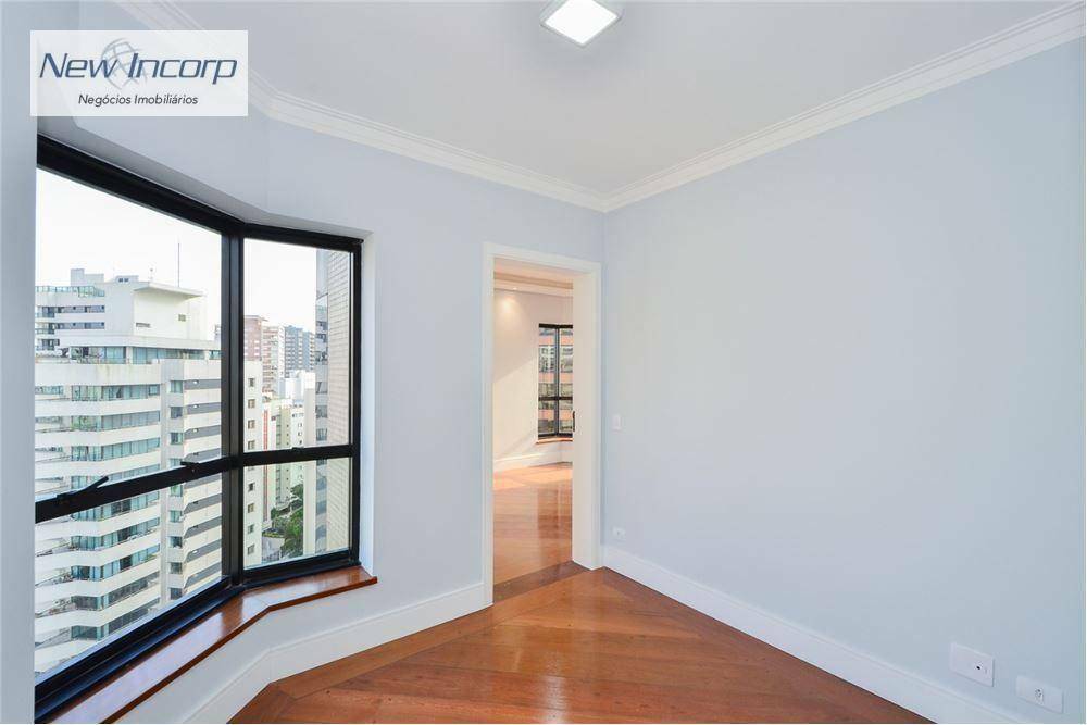 Apartamento à venda com 4 quartos, 185m² - Foto 31