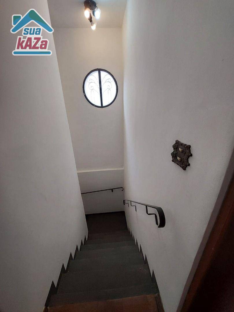 Sobrado à venda com 3 quartos, 180m² - Foto 9