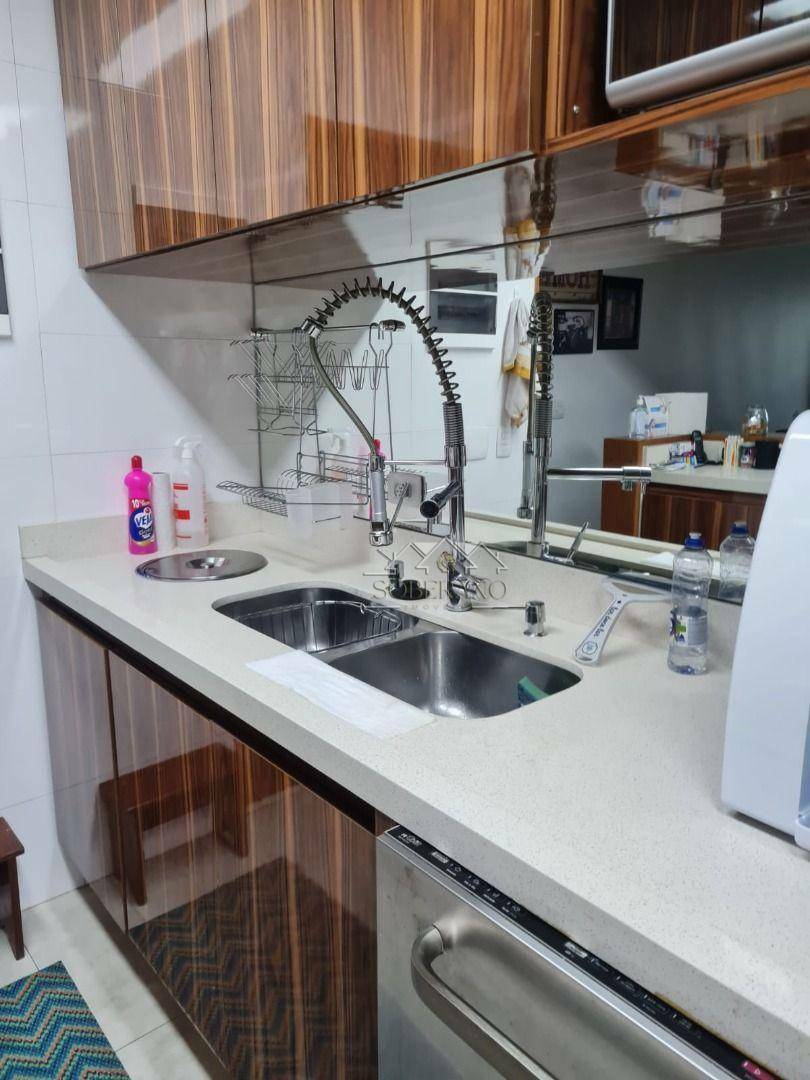 Apartamento à venda com 3 quartos, 140m² - Foto 25