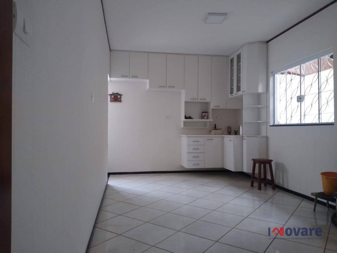 Casa à venda com 3 quartos, 180m² - Foto 13