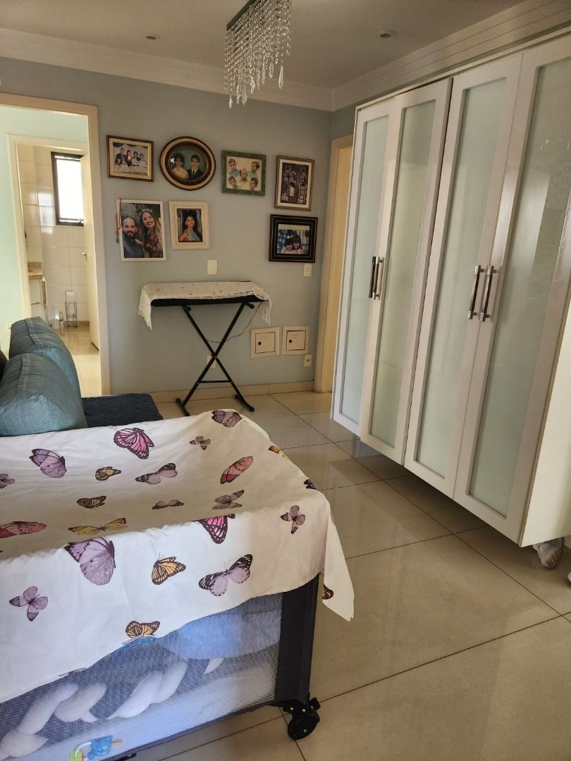 Apartamento à venda com 4 quartos, 195m² - Foto 16