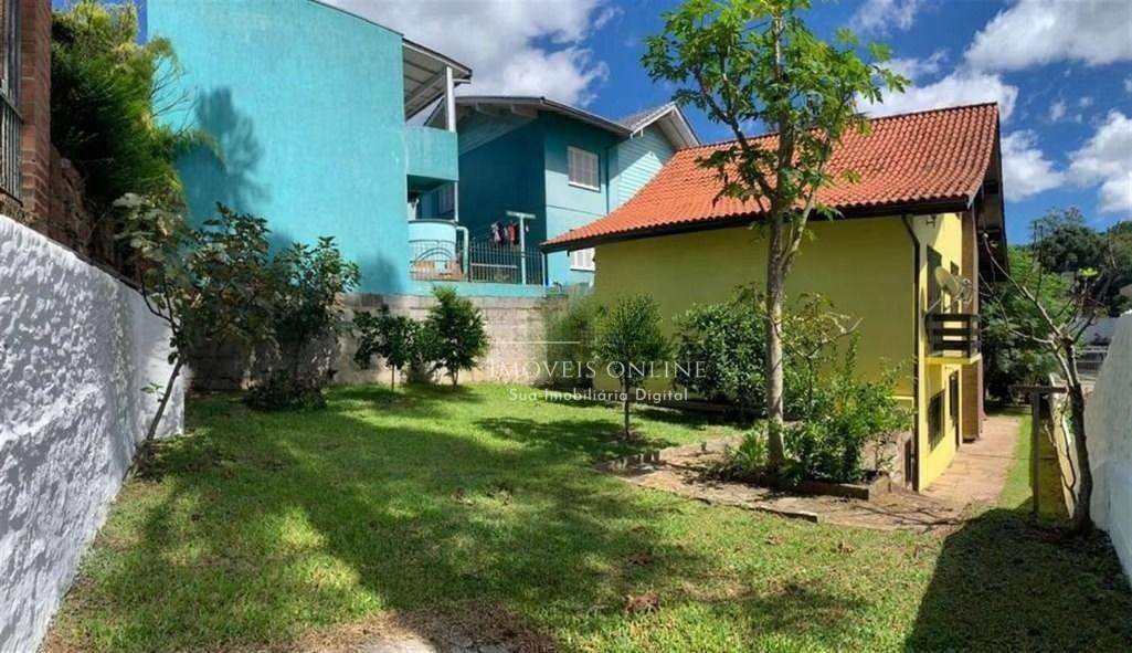 Casa à venda com 3 quartos, 164m² - Foto 2