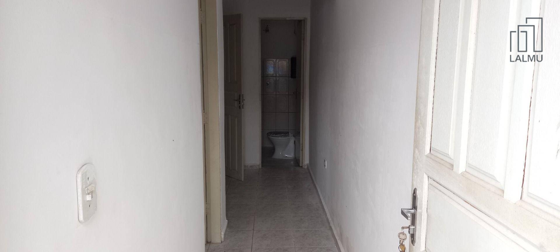 Casa de Condomínio para alugar com 1 quarto, 35m² - Foto 17