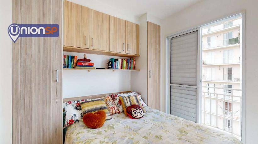 Apartamento à venda com 1 quarto, 32m² - Foto 2