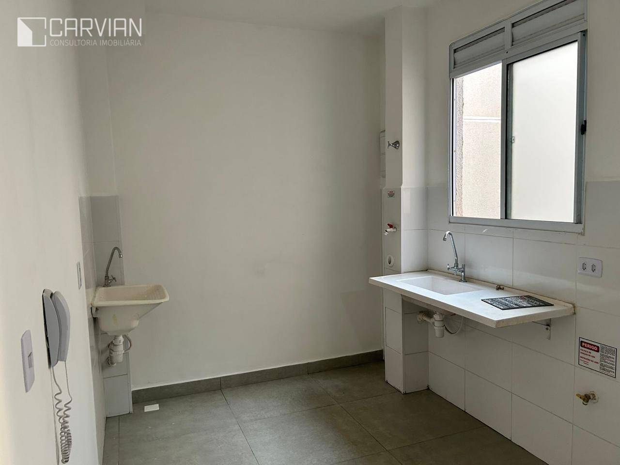 Apartamento à venda com 2 quartos, 41m² - Foto 15