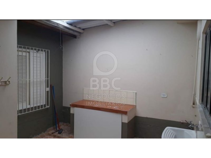 Casa à venda com 2 quartos, 127m² - Foto 10