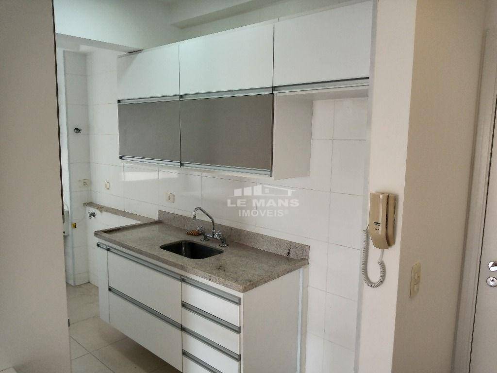 Apartamento à venda com 3 quartos, 79m² - Foto 4