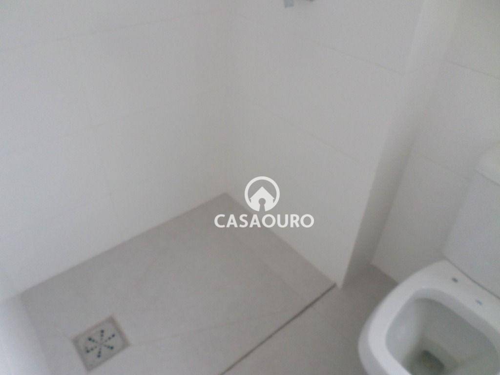 Apartamento à venda com 4 quartos, 140m² - Foto 26