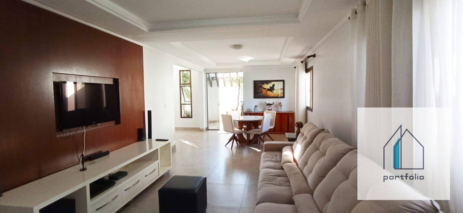 Casa à venda com 3 quartos, 251m² - Foto 3