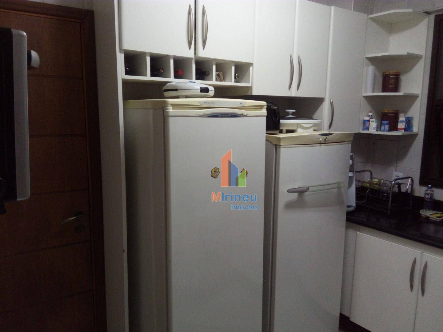 Apartamento à venda com 3 quartos, 100m² - Foto 4