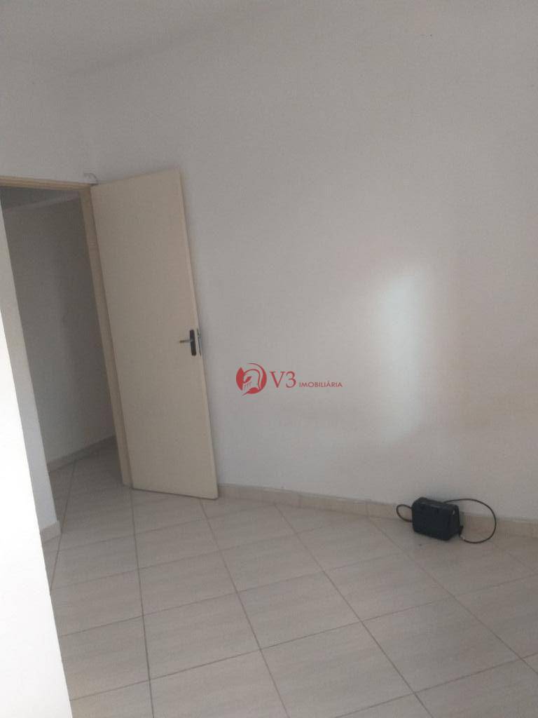 Sobrado à venda com 2 quartos, 300m² - Foto 7