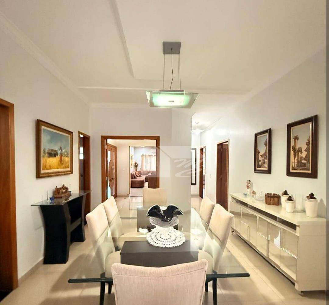 Casa, 3 quartos, 300 m² - Foto 3