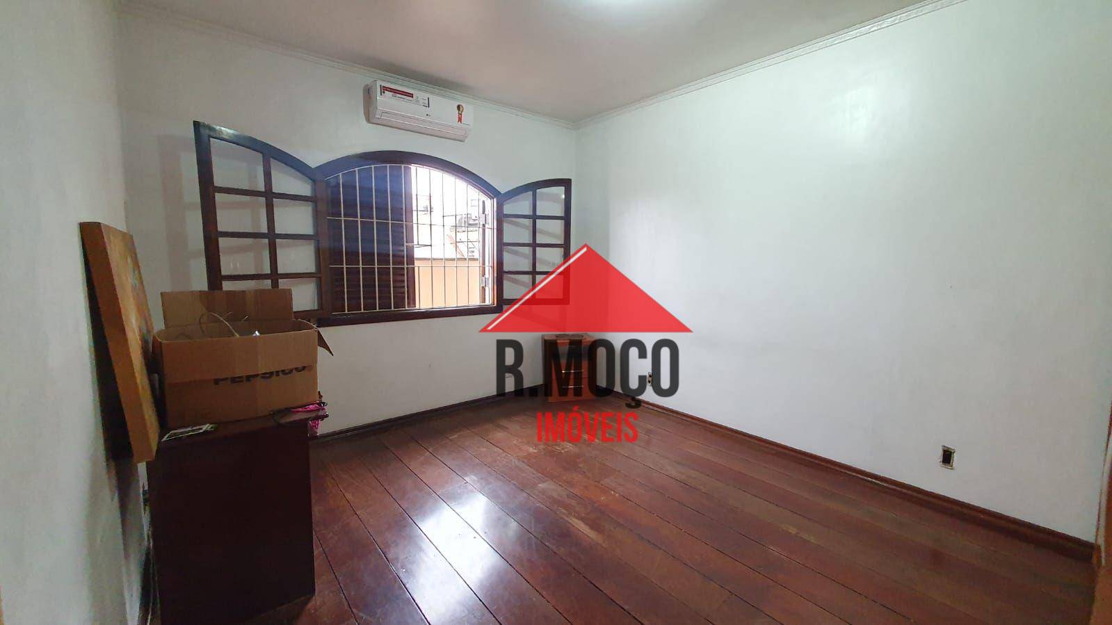 Casa à venda e aluguel com 3 quartos, 220m² - Foto 33