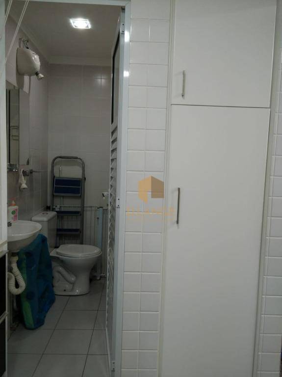 Apartamento à venda com 3 quartos, 133m² - Foto 25