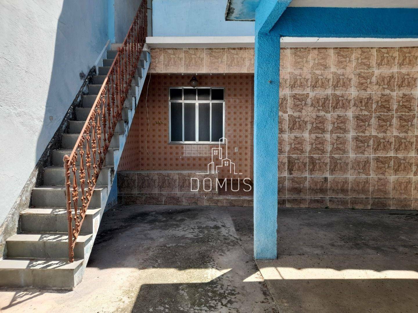 Casa à venda com 2 quartos, 200m² - Foto 3