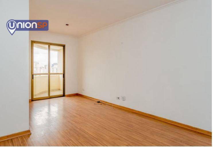 Apartamento à venda com 3 quartos, 74m² - Foto 1