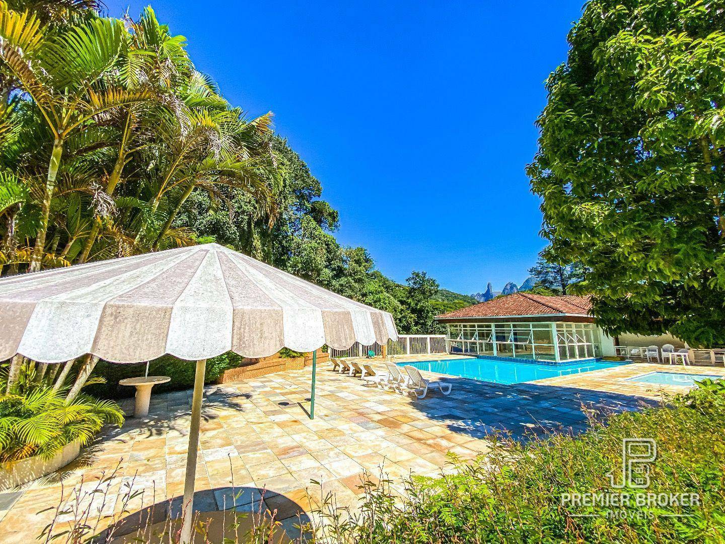 Casa de Condomínio à venda com 4 quartos, 250m² - Foto 48