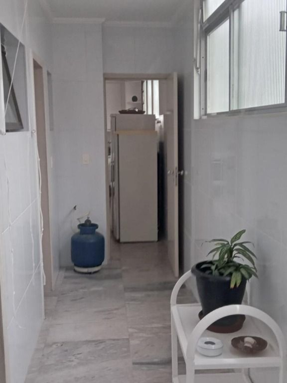 Apartamento à venda com 4 quartos, 230m² - Foto 19