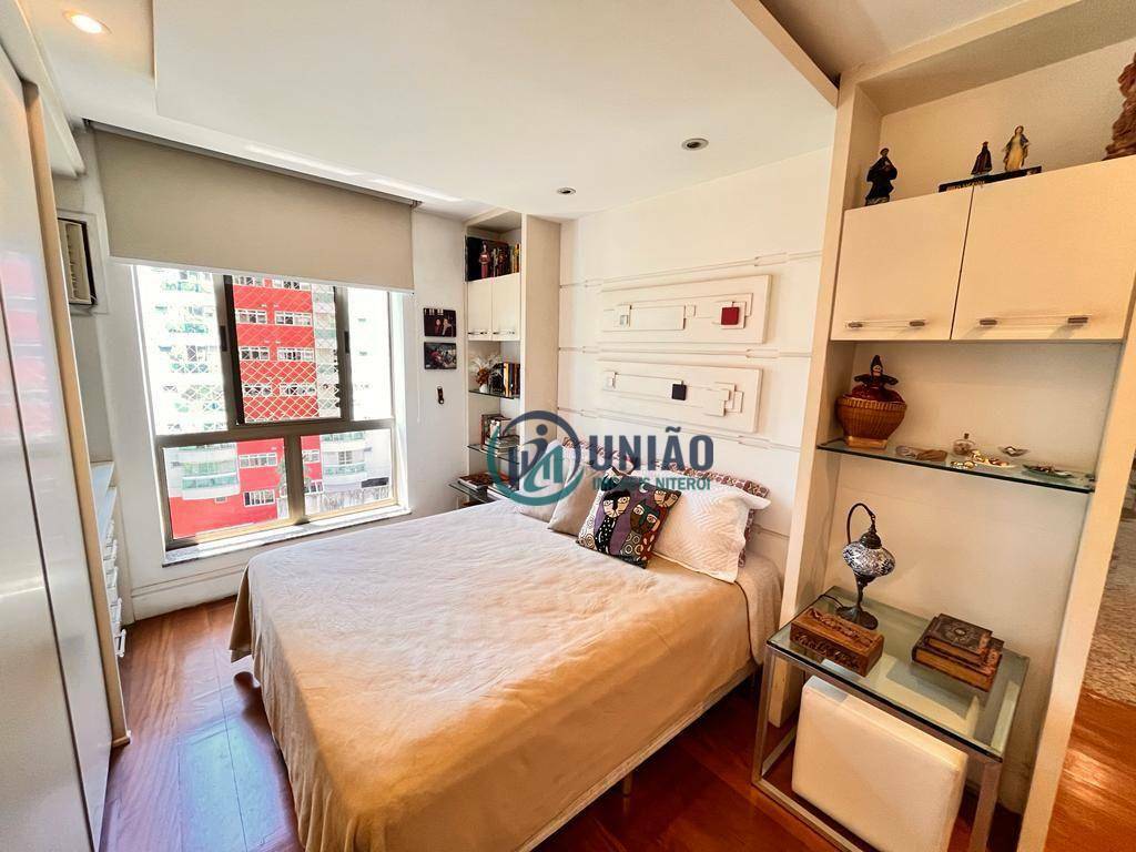 Apartamento à venda com 4 quartos, 147m² - Foto 27