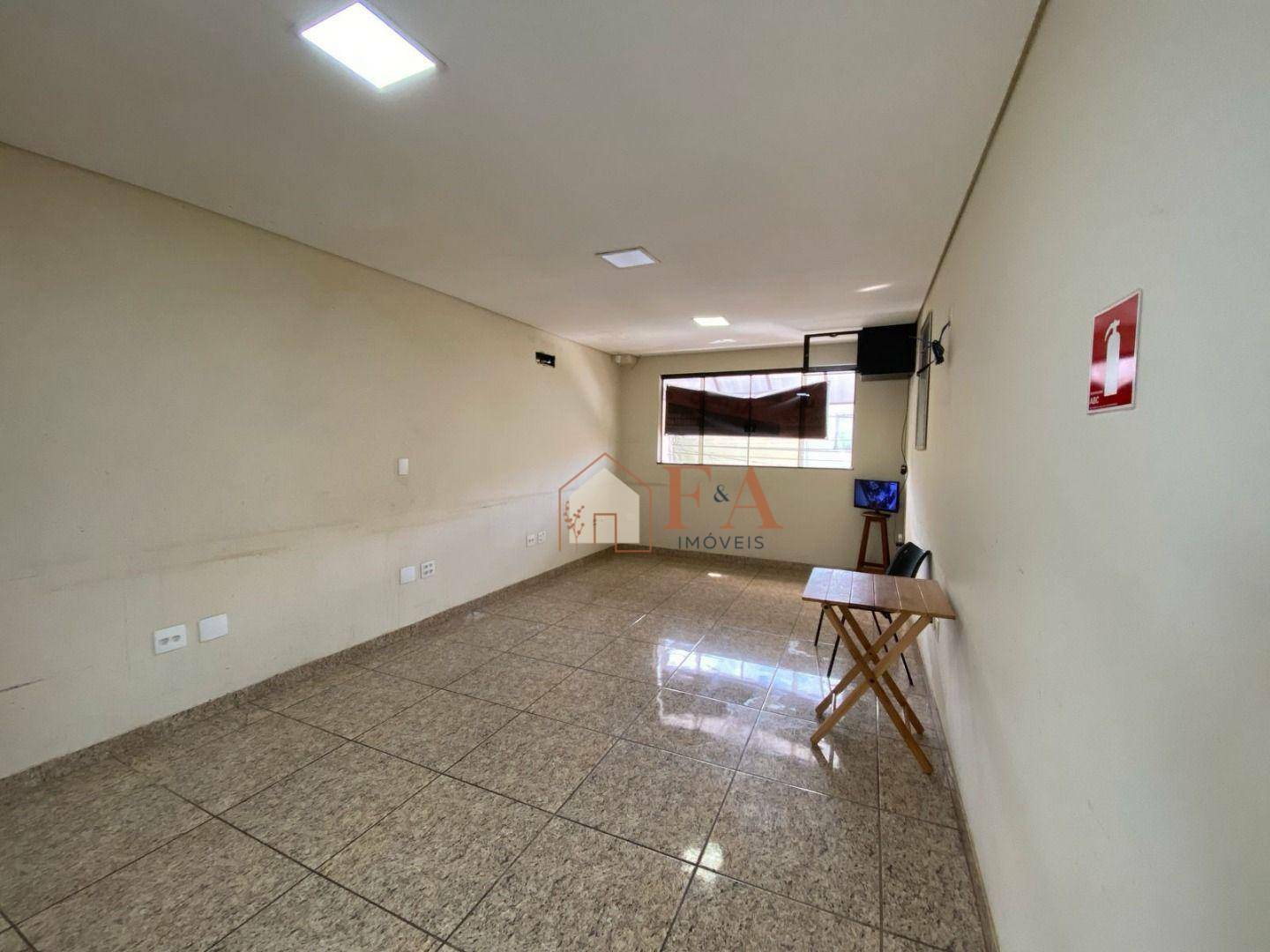 Depósito-Galpão-Armazém para alugar, 152m² - Foto 11