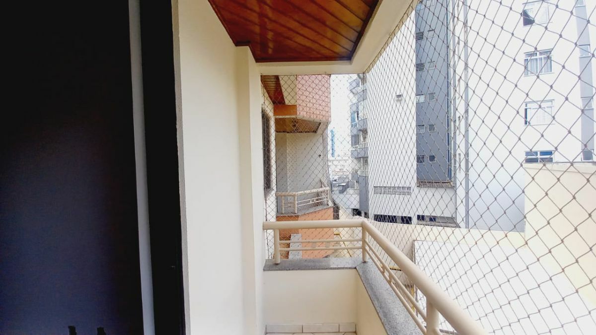 Apartamento à venda com 3 quartos, 96m² - Foto 19