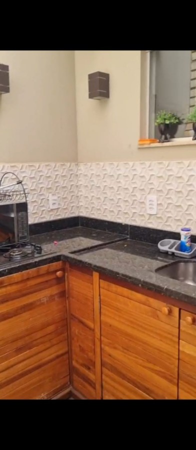 Casa à venda com 3 quartos, 200m² - Foto 11