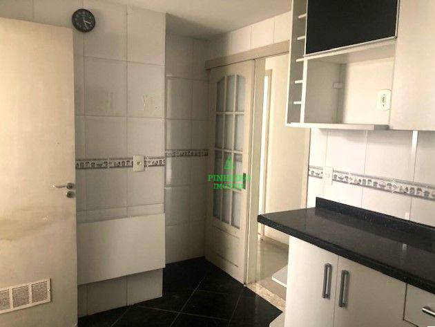 Apartamento à venda com 2 quartos, 74m² - Foto 4