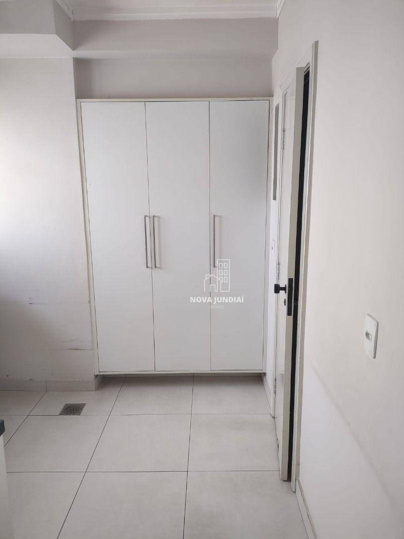 Apartamento para alugar com 4 quartos, 241m² - Foto 29