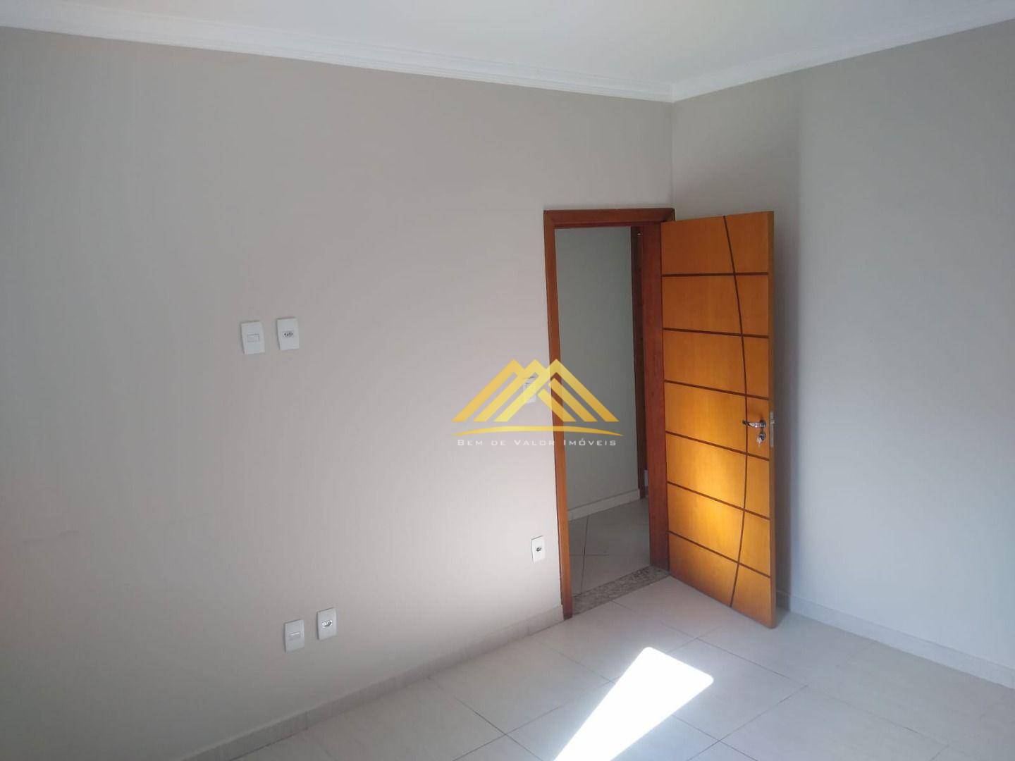 Casa à venda com 3 quartos, 210m² - Foto 23