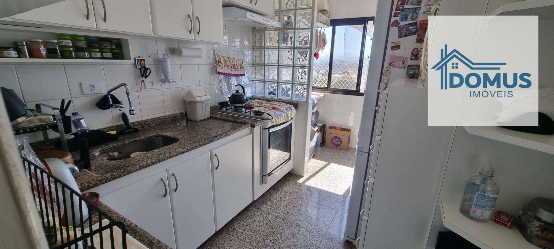 Apartamento à venda com 2 quartos, 64m² - Foto 33