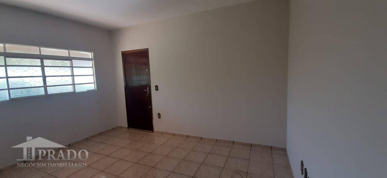 Casa à venda com 4 quartos, 160m² - Foto 28