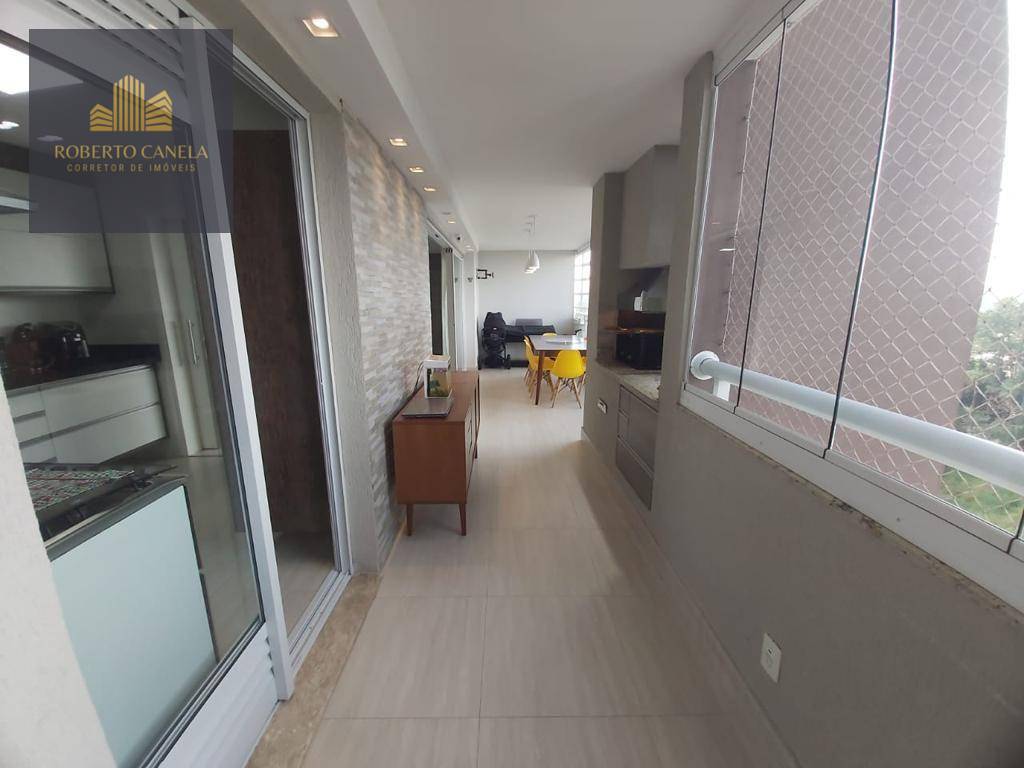 Apartamento à venda com 3 quartos, 156m² - Foto 18