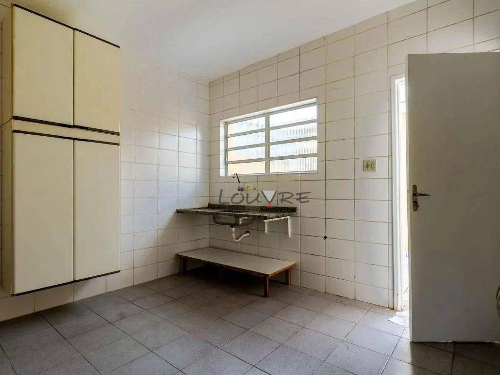 Casa à venda e aluguel com 2 quartos, 70m² - Foto 4