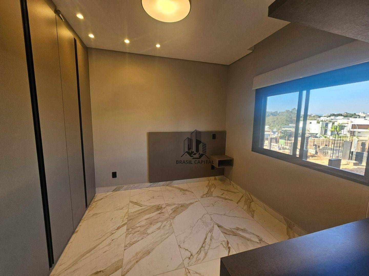 Casa de Condomínio à venda e aluguel com 3 quartos, 250m² - Foto 26