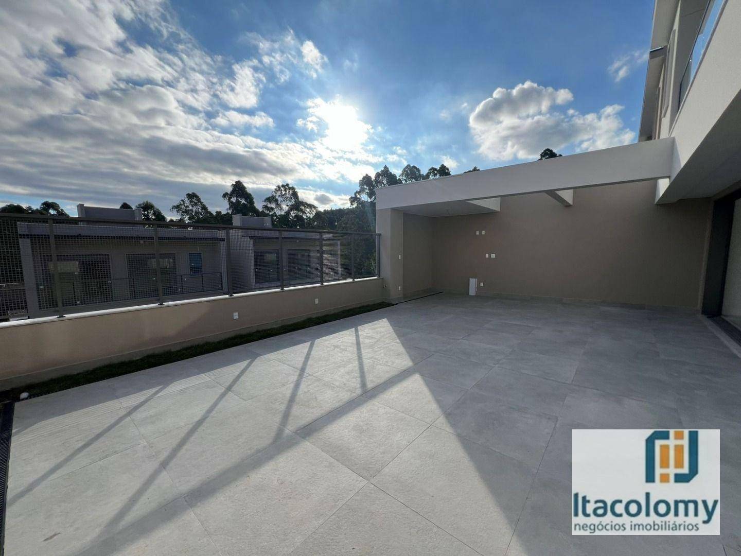 Casa de Condomínio à venda com 4 quartos, 310m² - Foto 7