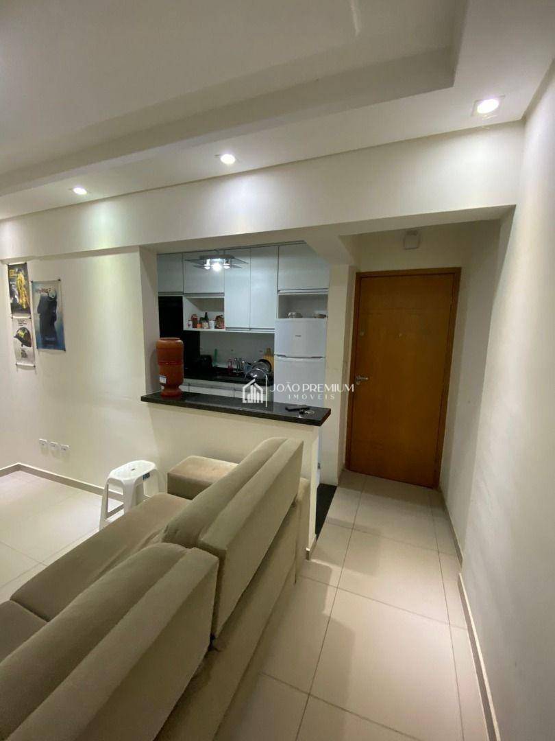 Apartamento à venda com 3 quartos, 75m² - Foto 3