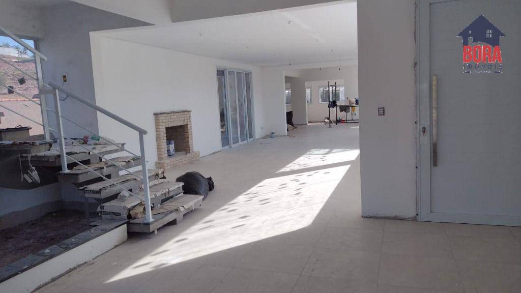 Casa à venda com 4 quartos, 400m² - Foto 58