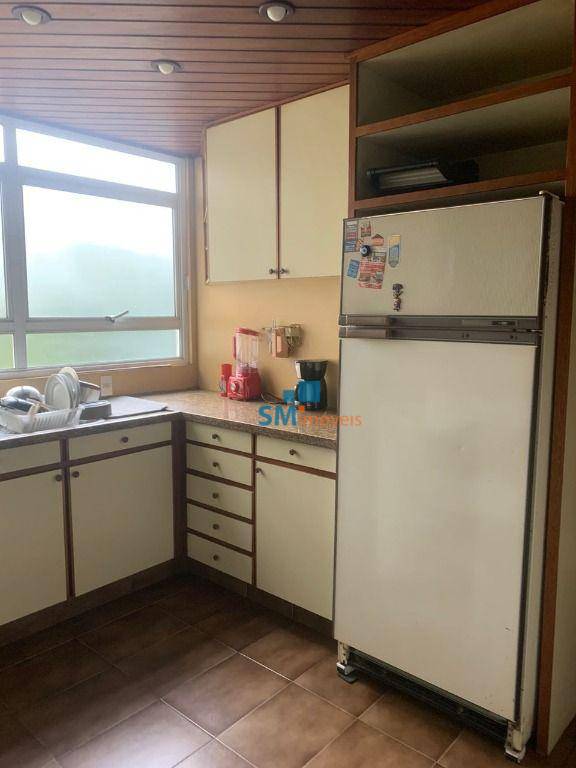 Apartamento à venda com 6 quartos, 327m² - Foto 21