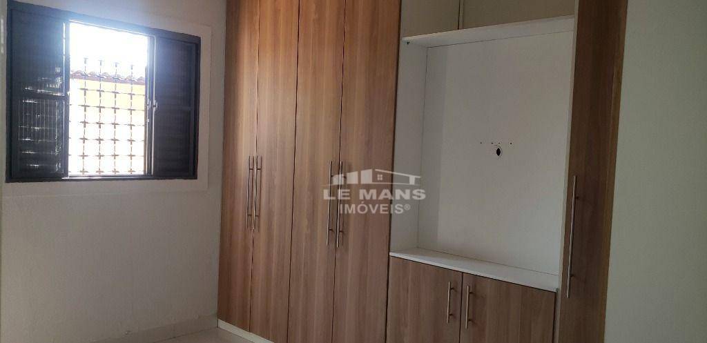 Casa à venda com 3 quartos, 170m² - Foto 12