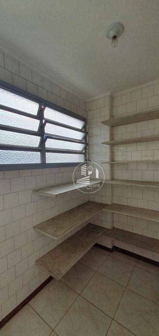 Apartamento à venda com 3 quartos, 256m² - Foto 54