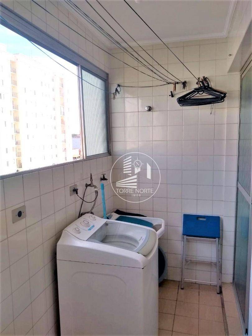 Apartamento à venda com 3 quartos, 97m² - Foto 17