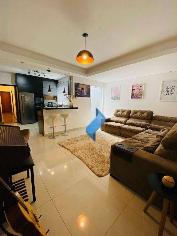 Casa à venda com 3 quartos, 164m² - Foto 2