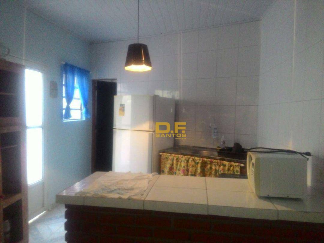 Casa à venda com 3 quartos, 150m² - Foto 3