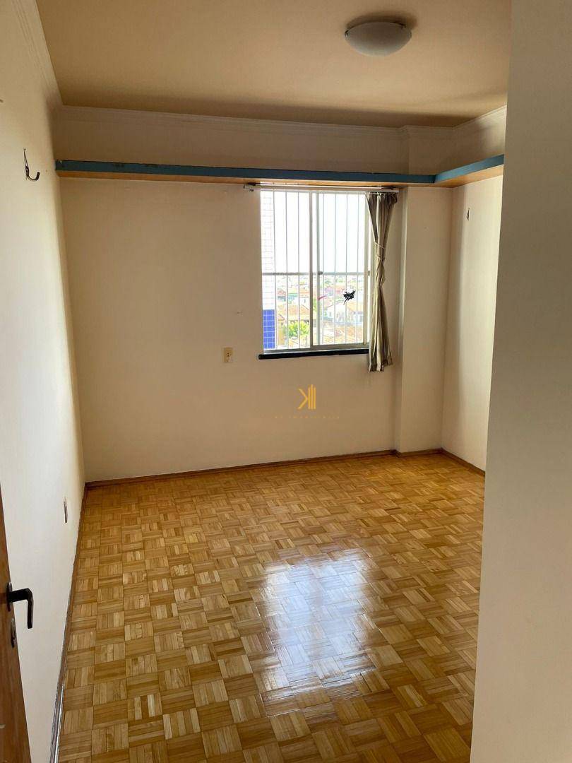 Apartamento à venda com 3 quartos, 110m² - Foto 10